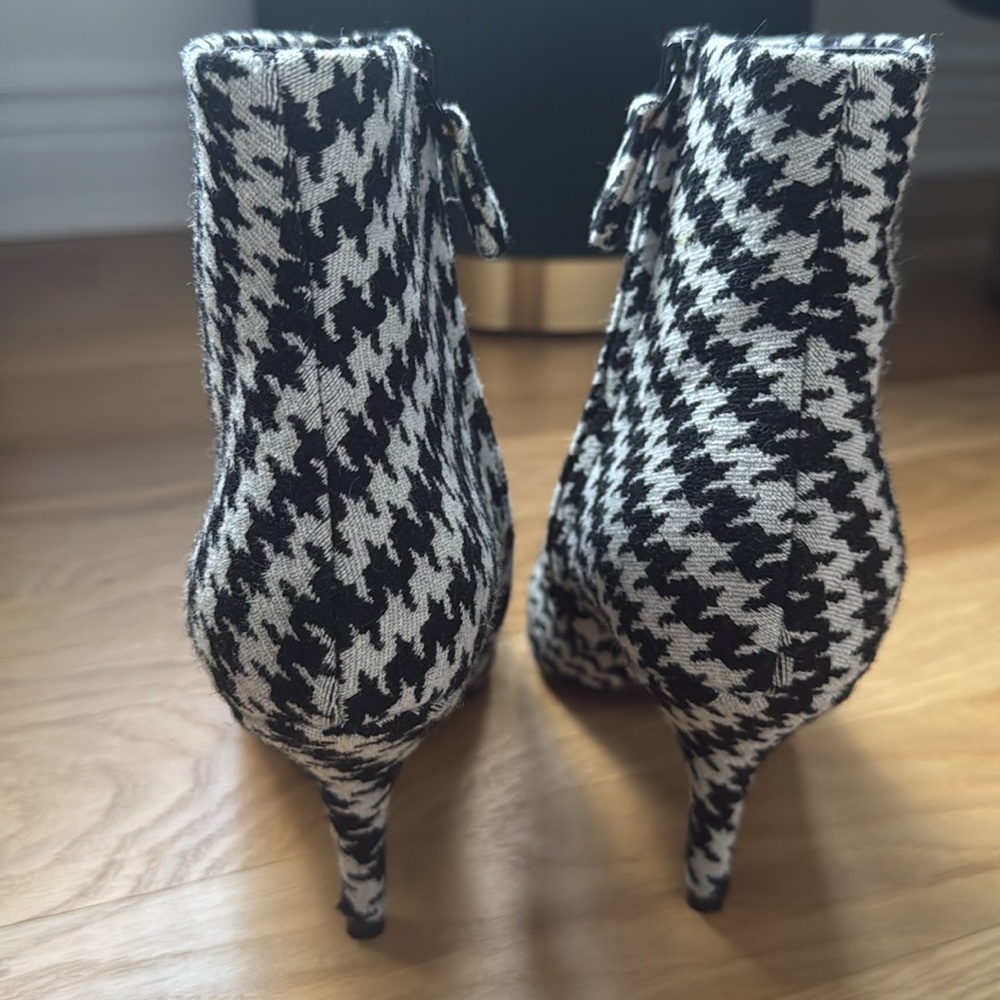 Balenciaga houndstooth ankle booties - Picture 14 of 17